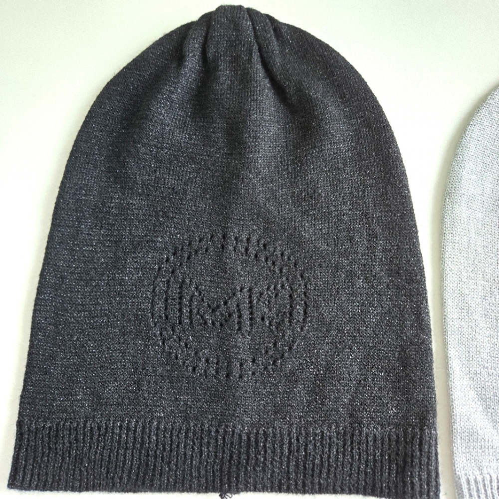 Michael Kors, Beanie Hats, Black and Silver, New With Tags - Picture 5 of 11
